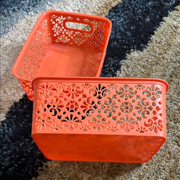 2 pk Orange Plastic Storage Basket with Intricate Floral Patterns NWOT YOU GET 2 - Picture 3 of 6